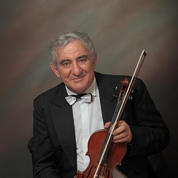 Лекция «Я обнимаю вас музыкой» известного скрипача и культуролога Михаила Казиника