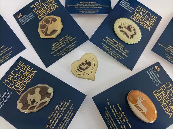 Коллекция сувениров к выставке «Мягче камня, тверже дерева»