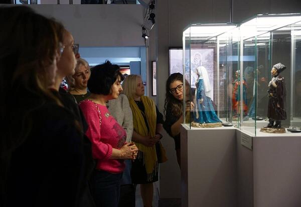 Сборные экскурсии по экспозициям выставочного зала в июле.